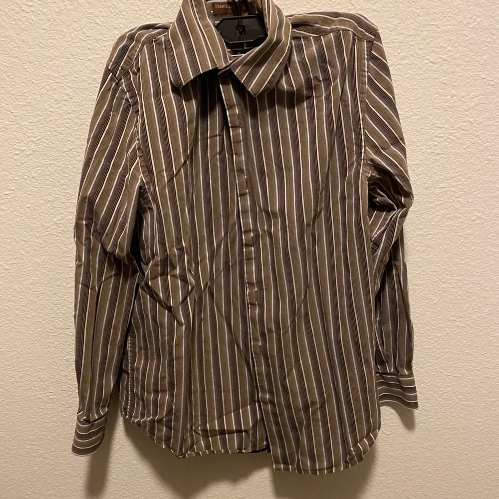 Perry Ellis Button Down